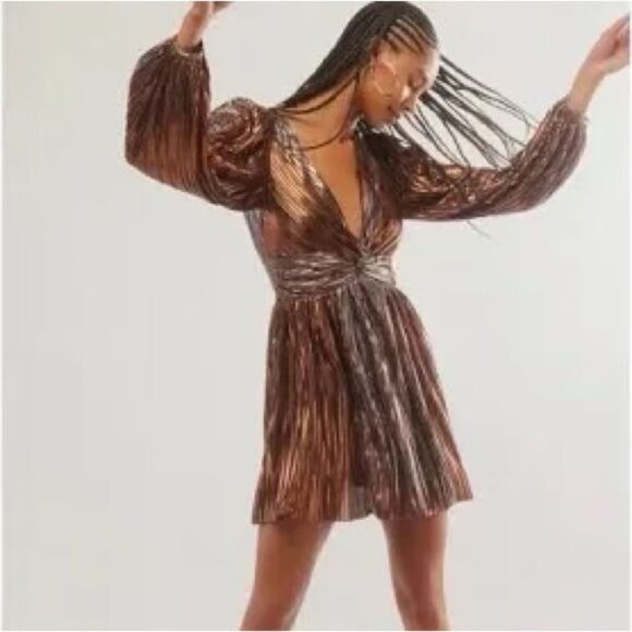 Free People Sabina Musayev Wendy Dress Gold Deep V Metallic Mini M - Picture 5 of 8